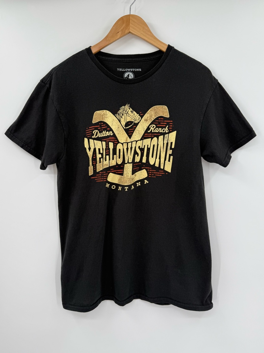 Yellowstone Dutton Ranch Cotton Graphic Short Sleeve Tee | Black | Medium